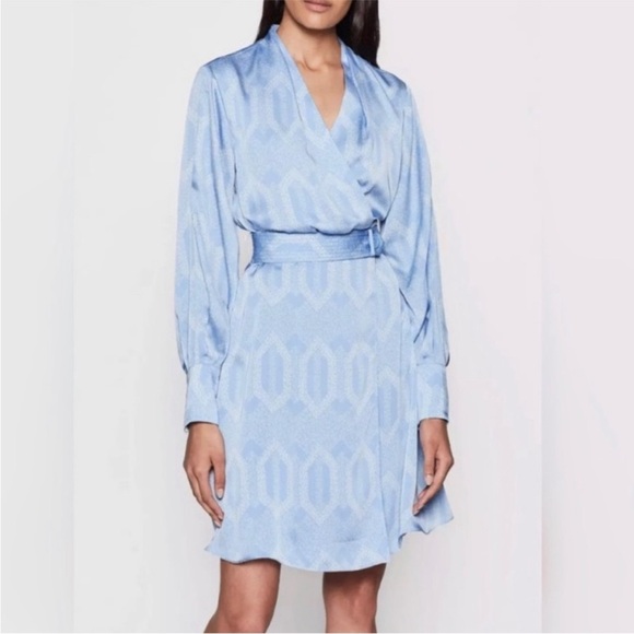 NWOT Equipment Fanetta Geo Printed Blue Long Sleeve Belted Wrap Dress 6 MSRP$425 - Picture 4 of 12